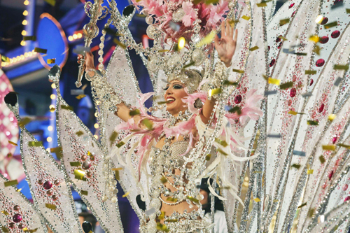 Tirma López Clínica Dental, patrocinador de la 4ª Carnaval Fashion World